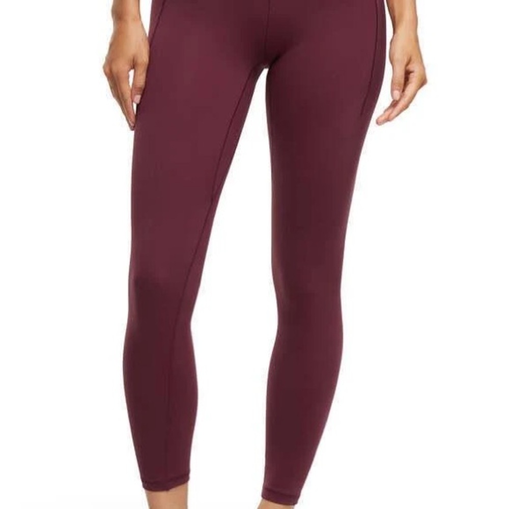 ATHLETA women’s medium burgundy Joggers